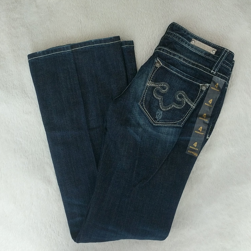 NWT! Embroidered Jeans